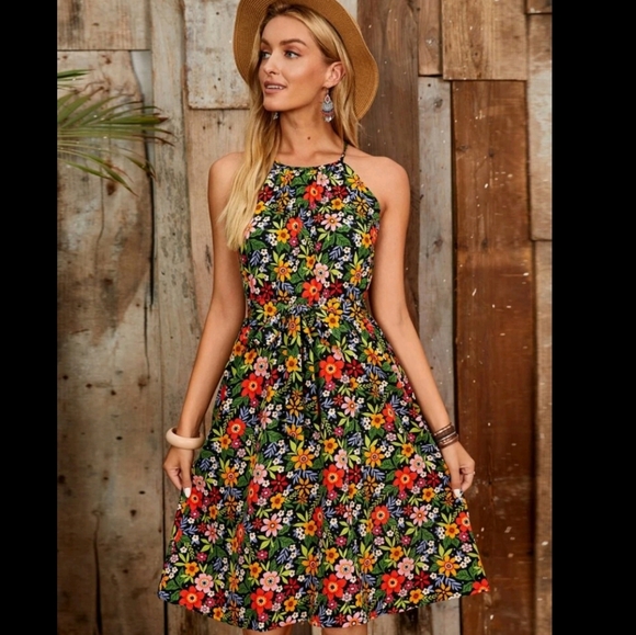 Dresses & Skirts - Floral Print Halter Neck Belted Dress